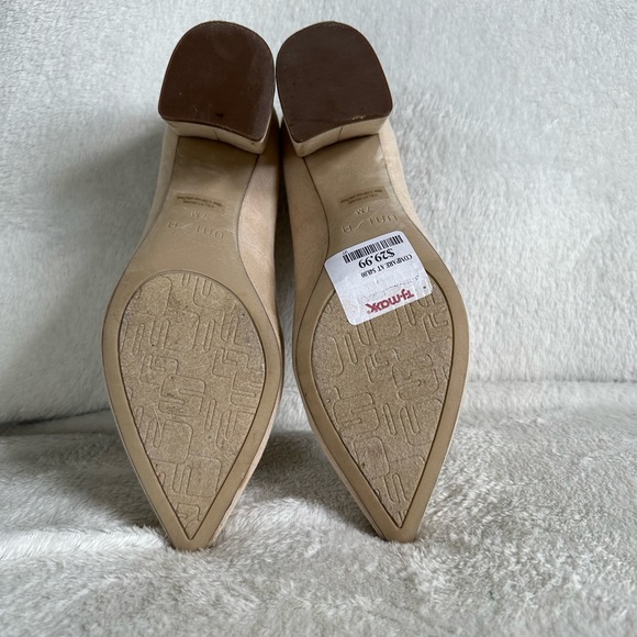 NWT Creme Suade Pointed Toe Platform Heels - Picture 4 of 7